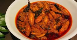 Lolu's Kerala Homemade Tasty Fresh & Tasty Kozhuva Fish Pickle (കൊഴുവ മീൻ അച്ചാർ) - 250 g | Nadan Natholi Achar