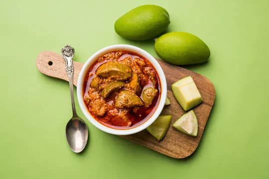 Lilly's Pickles Kerala Style Homemade Fresh Salty & Spicy Mango Pickle (മാങ്ങ അച്ചാർ) - 100 gm, 250 gm, 500 gm, 1 Kg | Manga Achar
