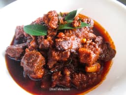 Lilly's Products Kerala Style Homemade Beef Pickle (ബീഫ് അച്ചാർ) -  100 g, 250 g, 500 g, 1 Kg | Nadan Beef Achar | Non-Veg Pickle