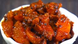 Lilly's Pickles Kerala Style Homemade Fresh Salty & Spicy Gooseberry Pickle (നെല്ലിക്ക അച്ചാർ) - 100 gm, 250 gm, 500 gm, 1 Kg | Amla Pickle | Nellikka Achar