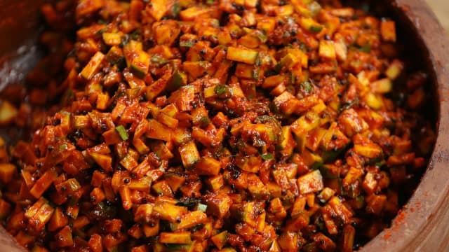 Lolu's Homemade Fresh Salty & Tasty Kerala Style Mango Pickle ( മാങ്ങ അച്ചാർ) - 250 g | Kerala Special Mango Achar | Nadan Manga Achar