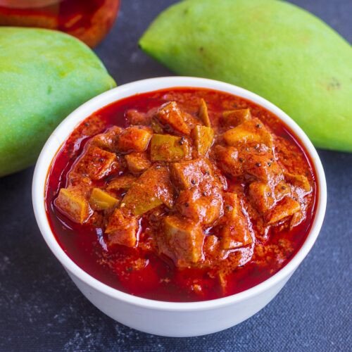 Lilly's Pickles Kerala Style Homemade Fresh Salty & Spicy Mango Pickle (മാങ്ങ അച്ചാർ) - 100 gm, 250 gm, 500 gm, 1 Kg | Manga Achar