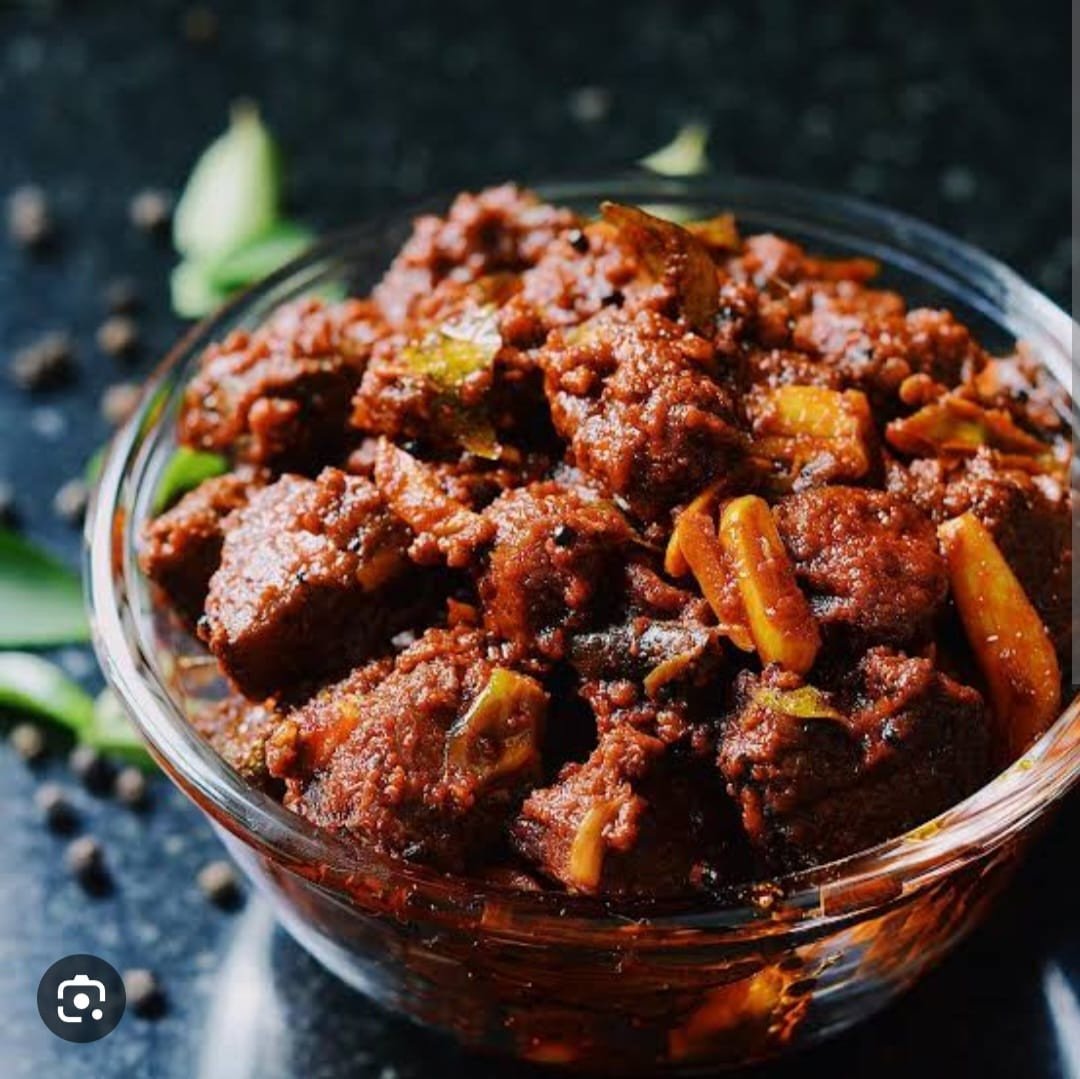 Lilly's Pickles Homemade Fresh Salty & Spicy Fish Pickle (മീൻ അച്ചാർ) - 250 gm, 500 gm | Kera Fish Pickle | Non-Veg Achar
