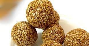 Kerala Special Homemade Tasty Sweet Ellunda (എള്ളുണ്ട) - White | White Sesame Seed Balls