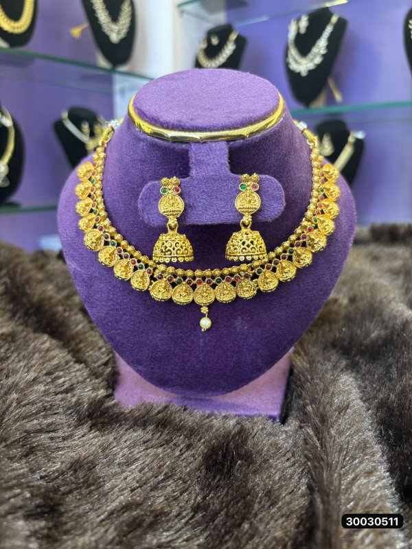 Flora's Beautiful Antique Lakshmi Neck Set With Earrings