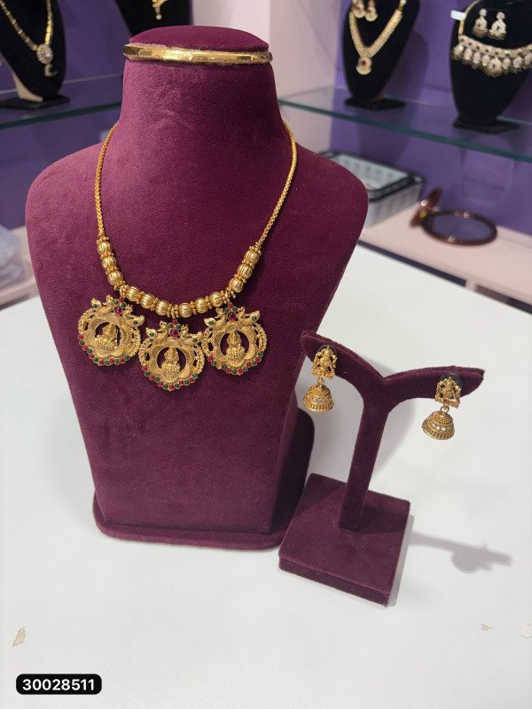 Flora's Elegant And Ethnic 3 Pendant Necklace With Earrings For Women