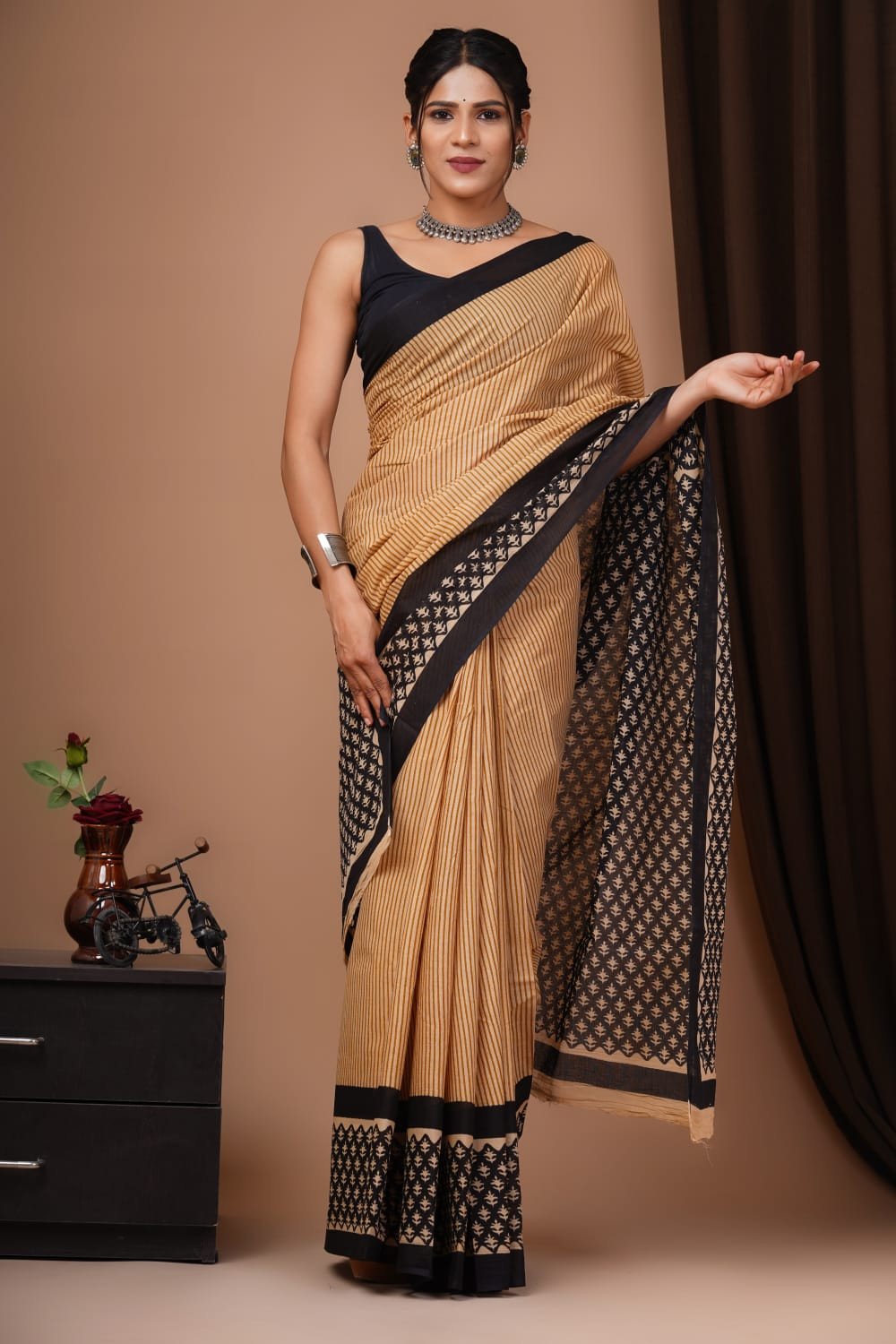 Edathal Star Collection's New Stylish Cotton Light Weight Saree Collections