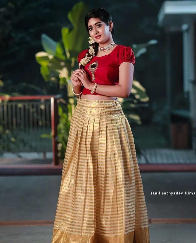 Sai Ram Textiles Kerala Traditional Tissue & Poly Cotton Valkanadi Lines Pattu Pavada With Blouse Material - Red & Golden Tissue | Kerala Set Pattu Pavada With Blouse Material