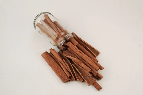 Cappacale Fresh And Organic Cinnamon Quills (കറുവപ്പട്ട)100g | Dalchini Stick | Easy to add a Wondrous Flavor Profile to Your Dish