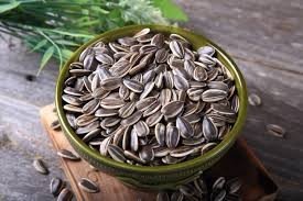 NATURAL FOODS Natural Foods rich in Protien Healthy DIET Snack SUN FLOWER SEED 250G
