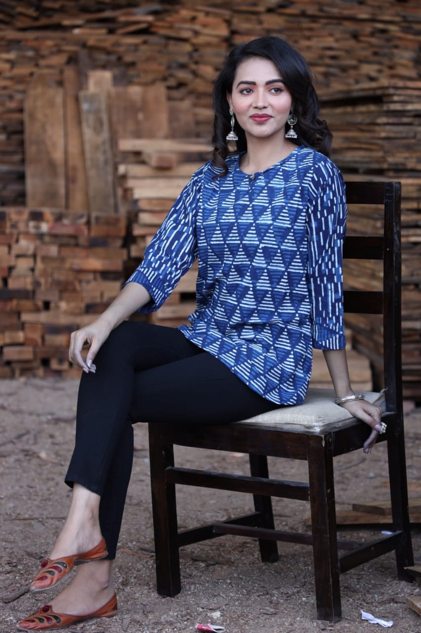Women's New Trendy And Stylish Jaipuri Bagru Hand Block Printed Cotton Tops