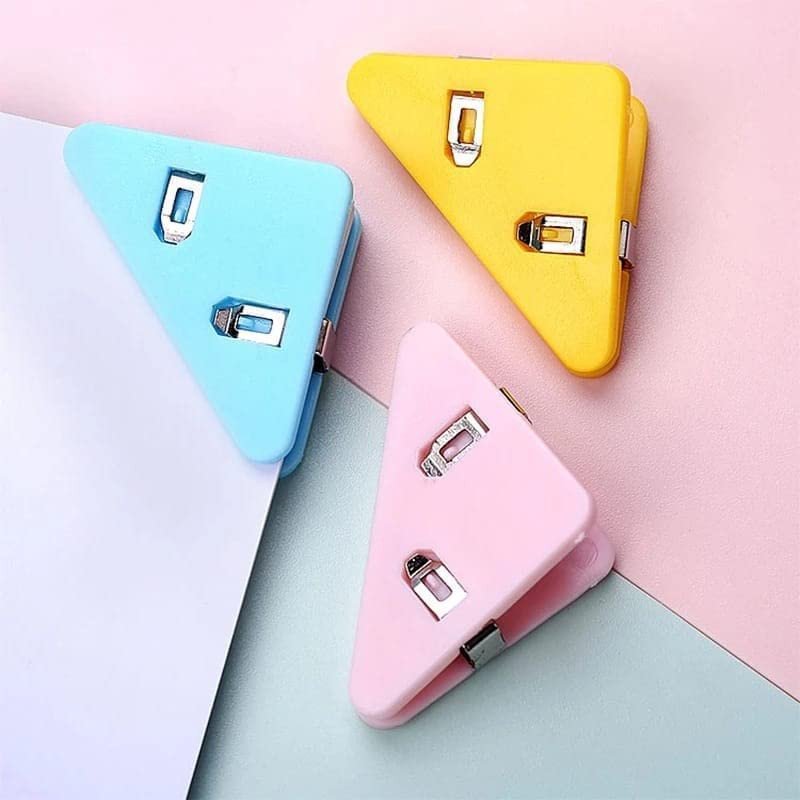 SmartGadgets Multifunctional Document Clip,Triangular Book Page Corner Clip,Triangle Paper Corner Clip Book Corner Protection Clip Suitable for Home,Office (20pcs)