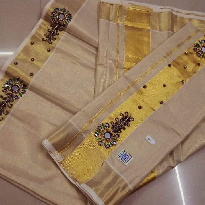 Ladies fashion Set mundu
