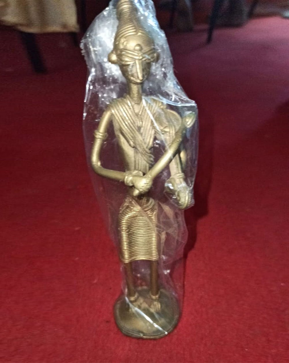 Musician Lady Violinist Carved in Brass Metal